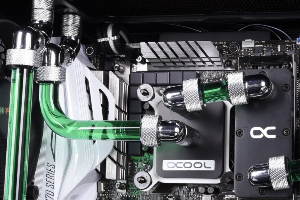 Alphacool Eiszapfen 16mm HardTube Compression Fitting 90degree Rotary G1/4 for rigid tubes - knurled - Chrome