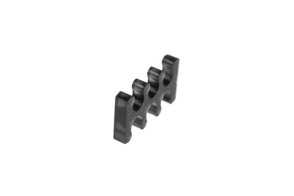 Alphacool Eiskamm X6 - 3mm Black - 4 pcs