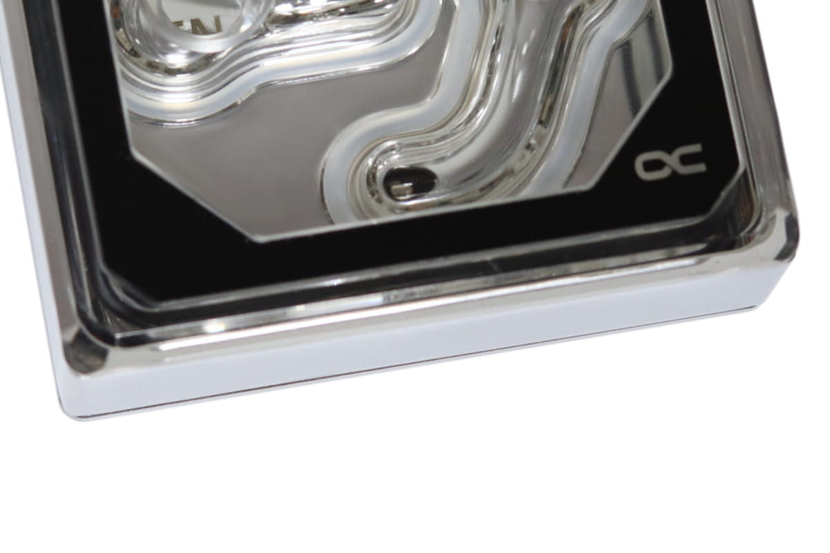 Alphacool Eisblock XPX Aurora Edge - Plexi Chrome Digital RGB