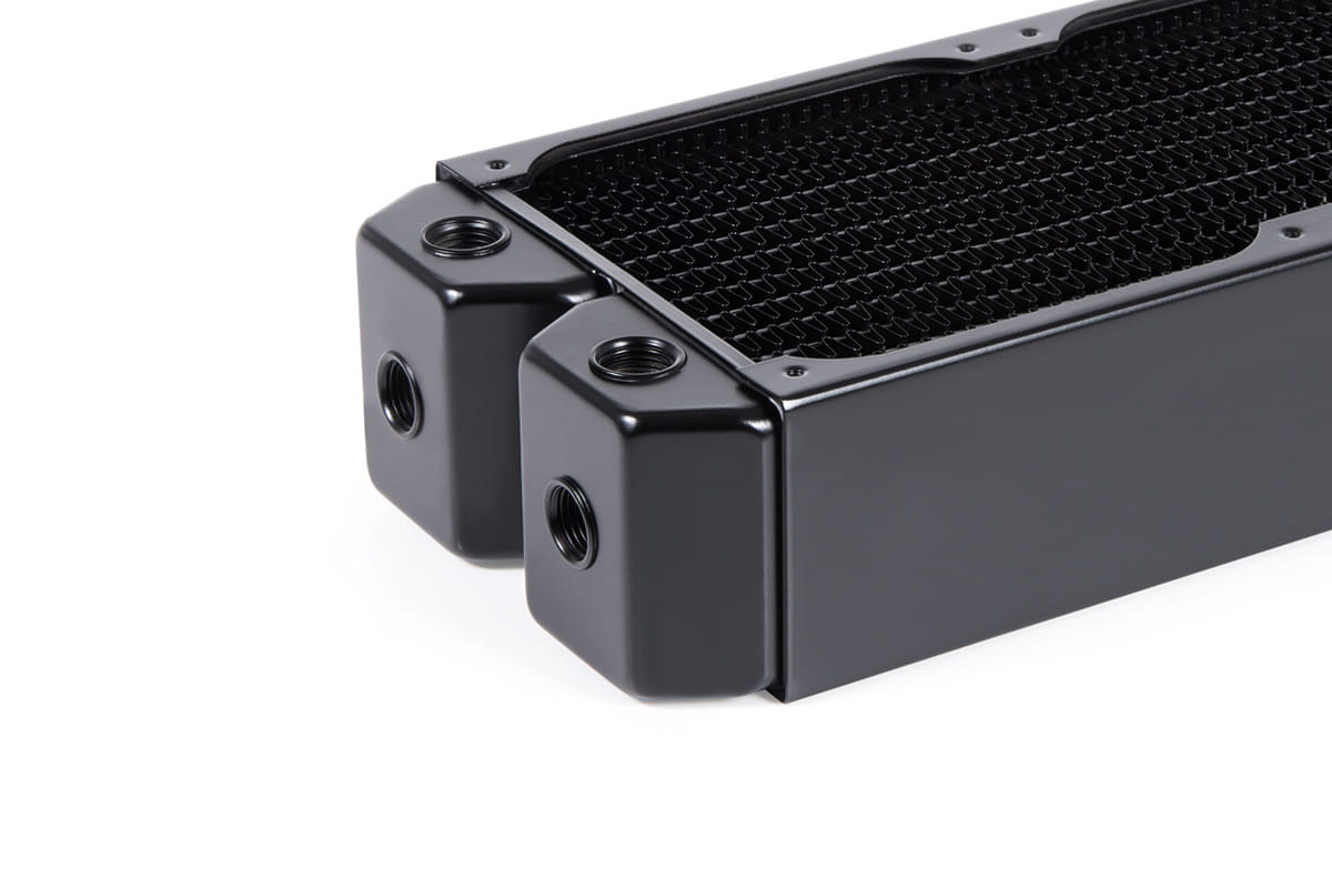 Alphacool NexXxoS UT60 Full Copper Dual-Flow 360mm Radiator : image 3