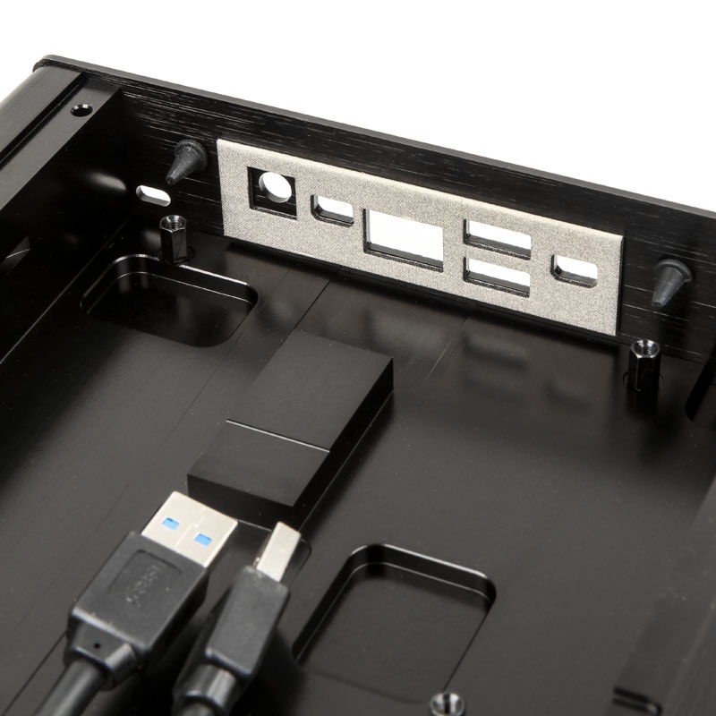 Akasa Newton S UCFF housing (Intel NUC), 65W power supply, OEM - black