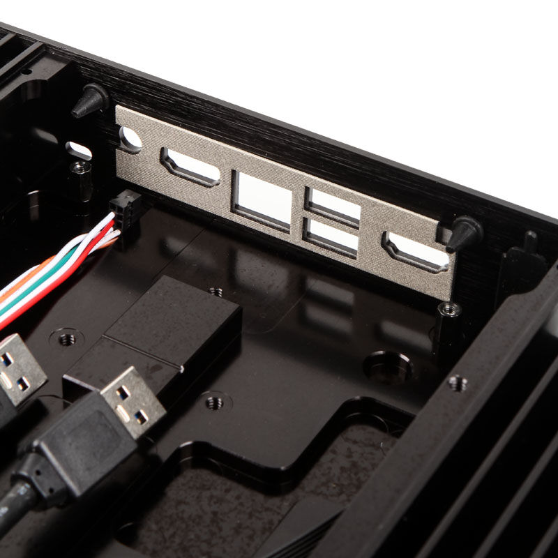 Akasa Plato X7D UCFF Enclosure (Intel NUC), OEM - Black