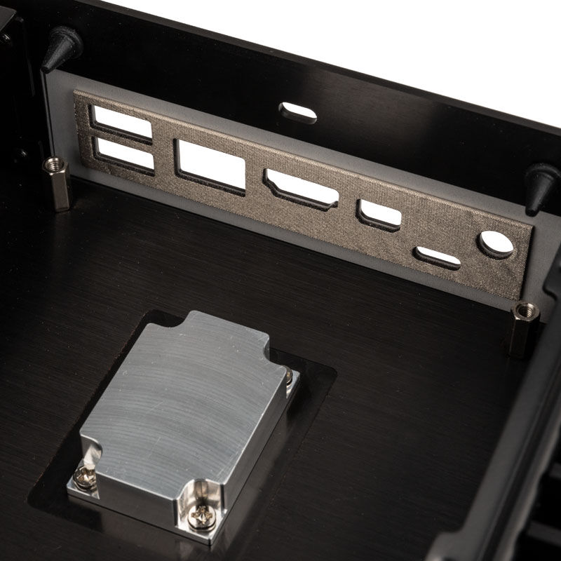 Akasa Turing ABX UCFF case (AMD MiniPC), OEM - black