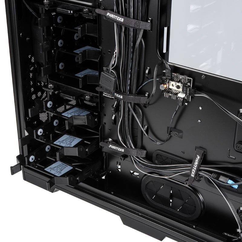 PHANTEKS Enthoo Pro Midi-Tower, tempered glass - black