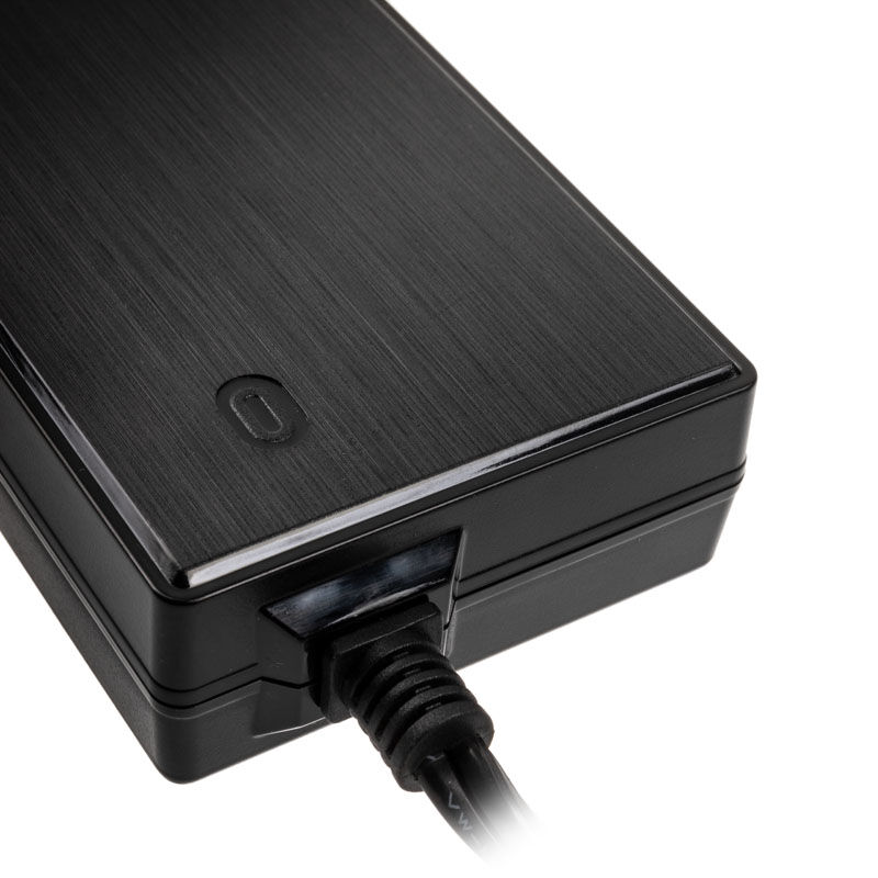 Akasa PD150-02K external power supply, AC-to-DC, with 4-pin power DIN - 150 watts : image 2
