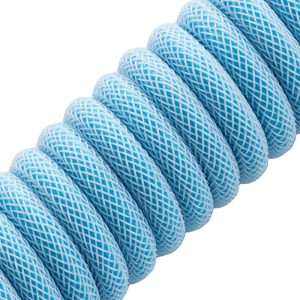 CableMod Classic Coiled Keyboard Cable USB-C to USB Type A, Blueberry Cheesecake - 150cm