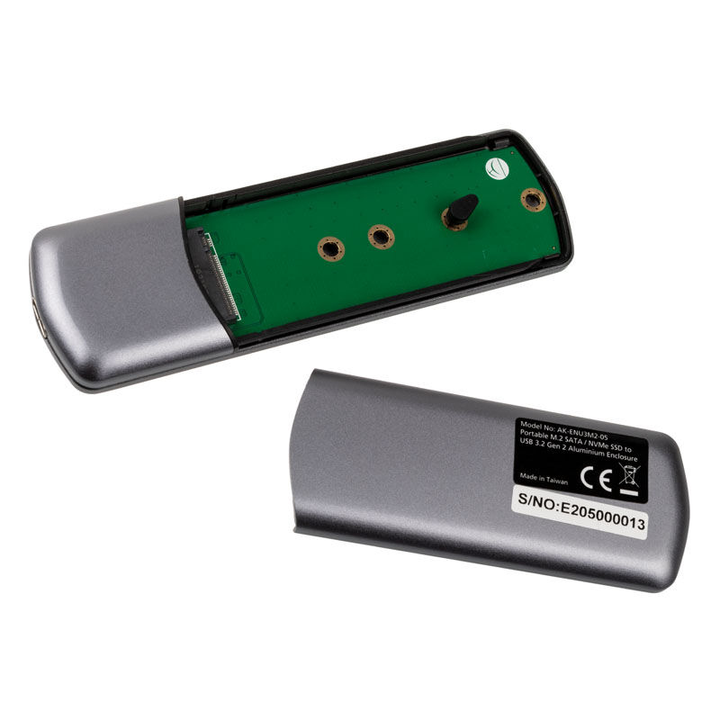 Akasa Portable M.2 SATA / NVMe SSD on USB-C 3.2 Gen 2