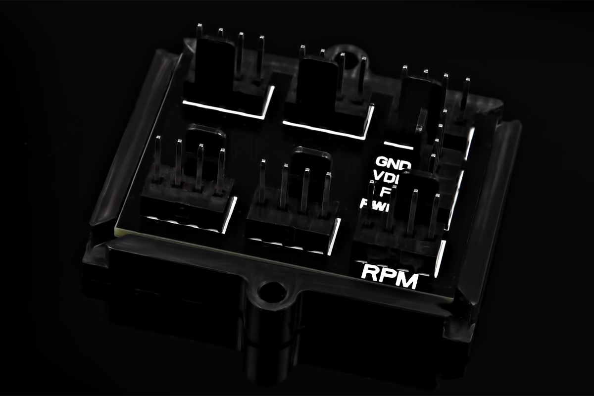 Phobya 4Pin PWM to 6x 4Pin Fan Splitter PCB
