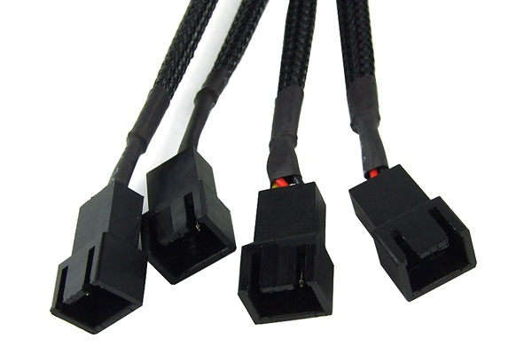 Y-Cable 3Pin Molex to 4x 3Pin Molex 60cm - black
