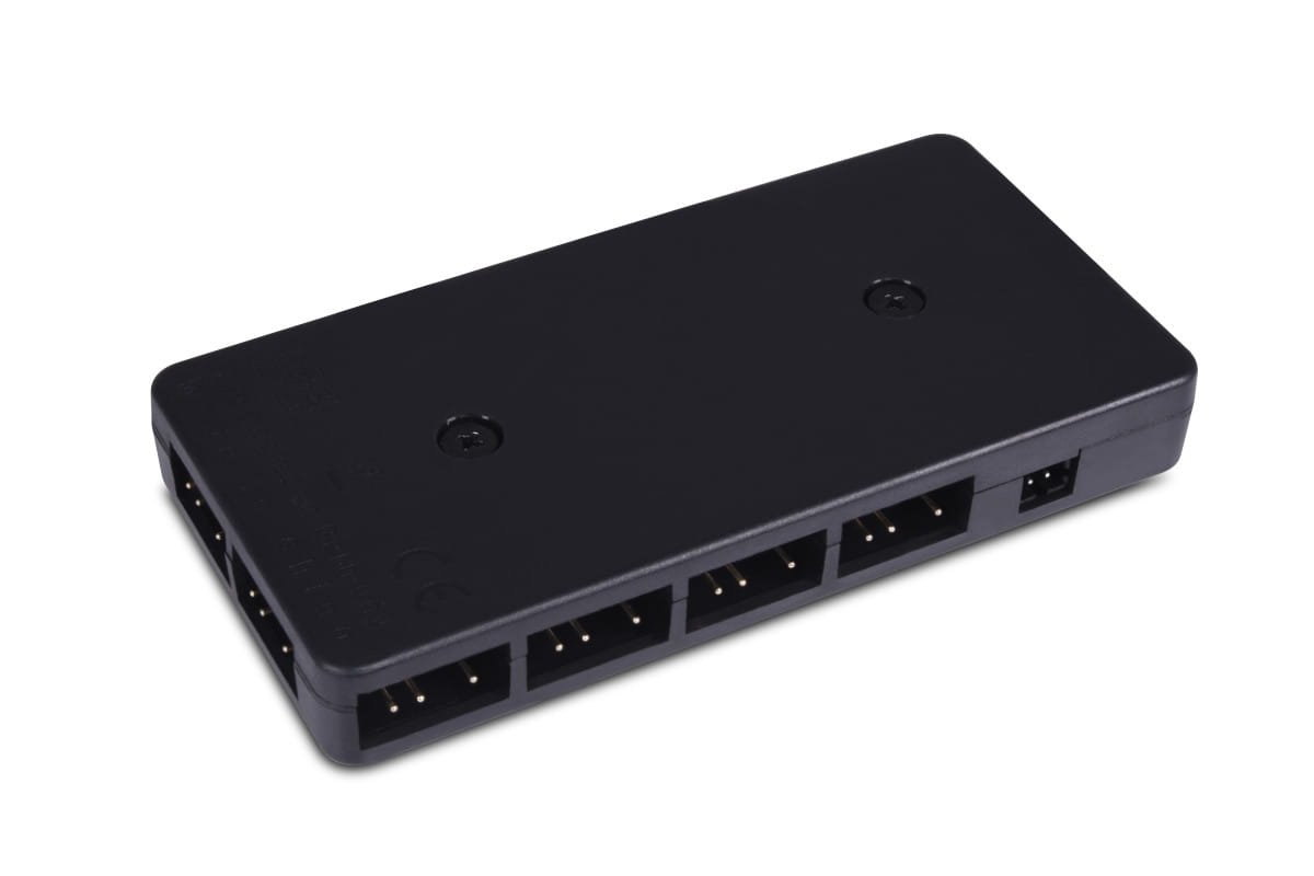 Alphacool Core 11x 3-Pin DRGB splitter with SATA power connector : image 2