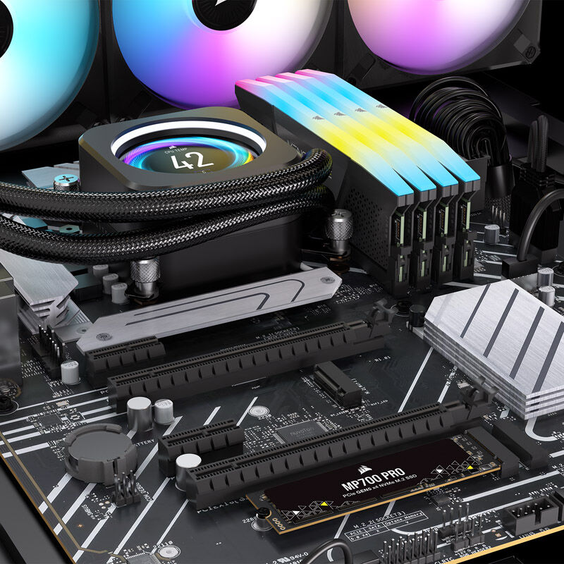 Corsair MP700 Pro NVMe SSD, PCIe 5.0 M.2 Type 2280 - 2TB