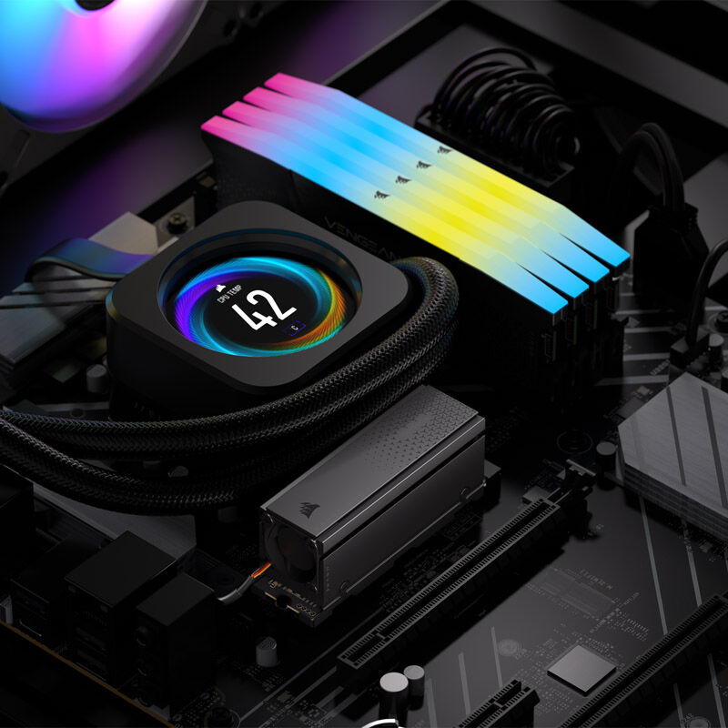 Corsair MP700 Pro NVMe SSD, PCIe 5.0 M.2 Type 2280 - 2TB with heatsink