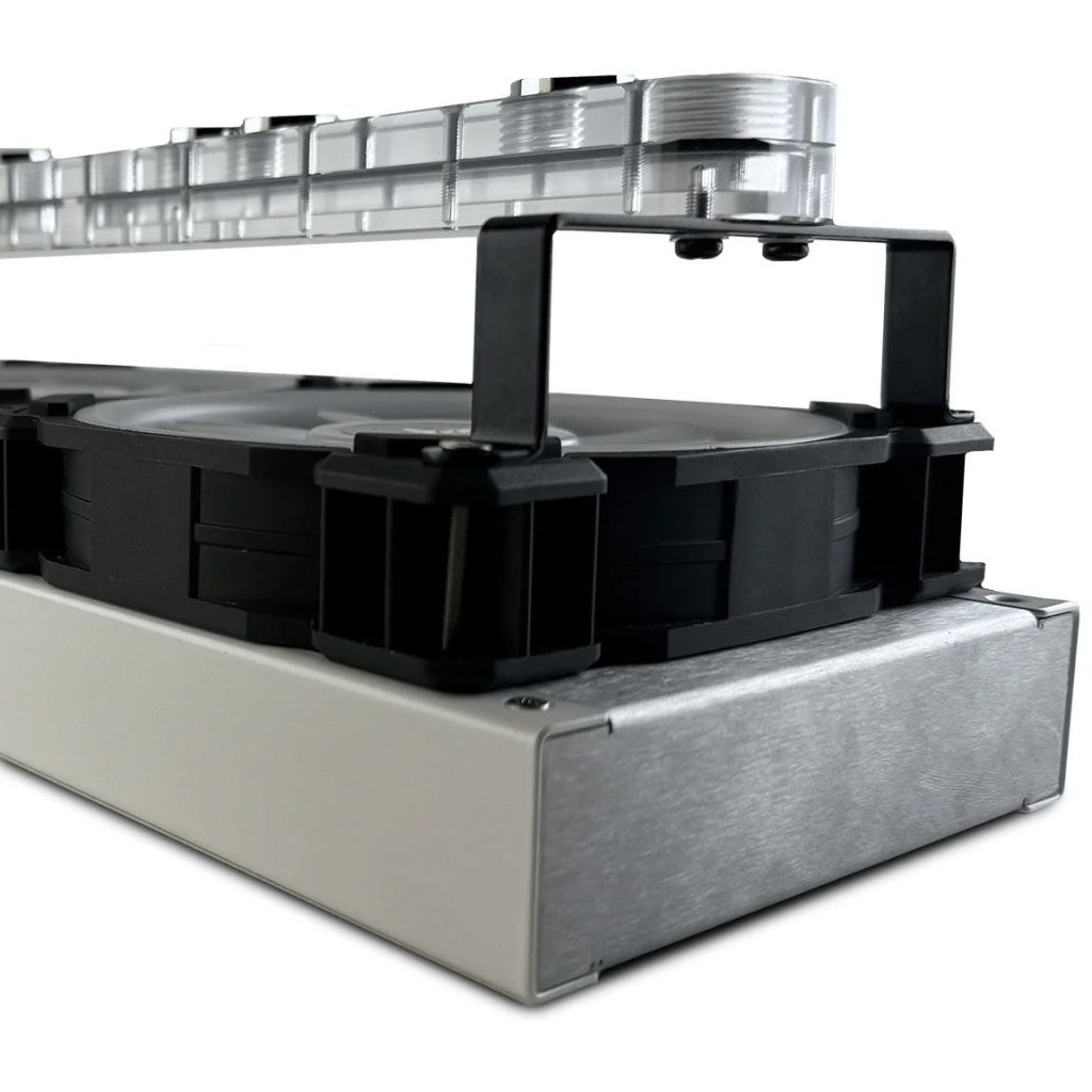 Stealkey Customs SK-UNI FLEX Mounting Bracket 28mm (120mm fan)