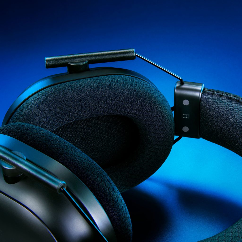 Razer BlackShark V2 Pro for PlayStation and Xbox Wireless Esports Gaming Headset - black