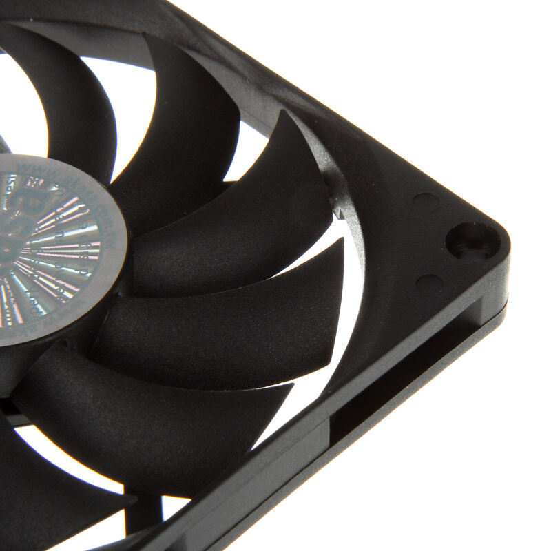 Akasa AK-FN076 Slimline PWM Fan - 80mm
