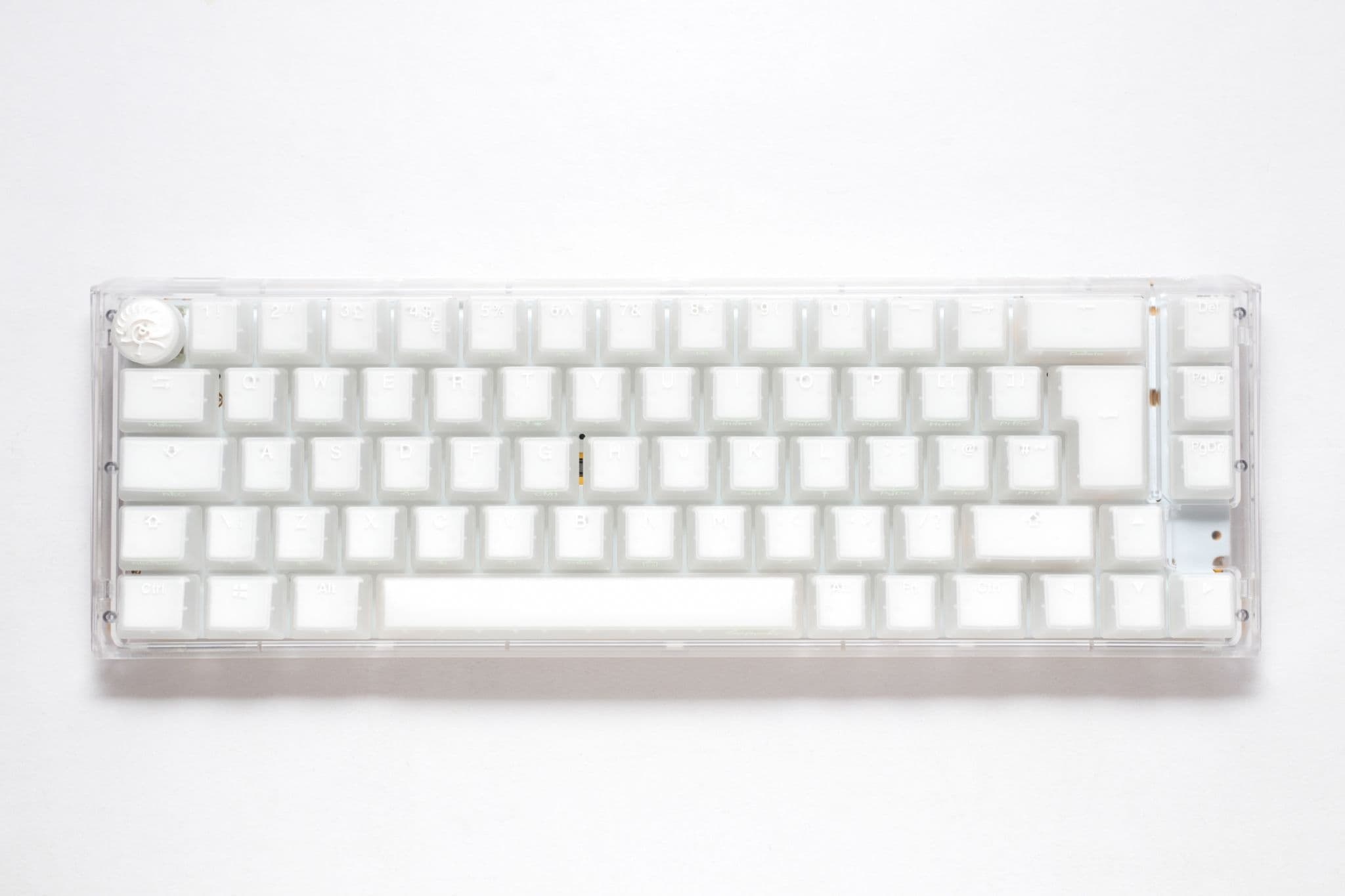 Ducky Channel One 3 Aura White (UK) - SF 65% - Gateron Baby Kangaroo