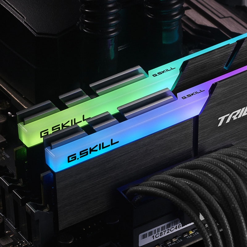 G.Skill Trident Z RGB Series, DDR4-3600, CL 17 - 16GB Dual Kit