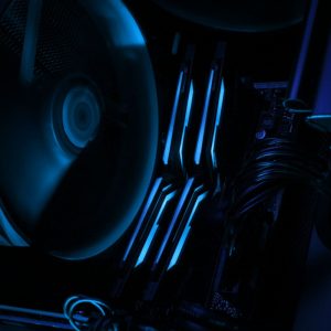 Team Group T-Force Nighthawk, blue LED, DDR4-3200, CL16 - 16 GB kit