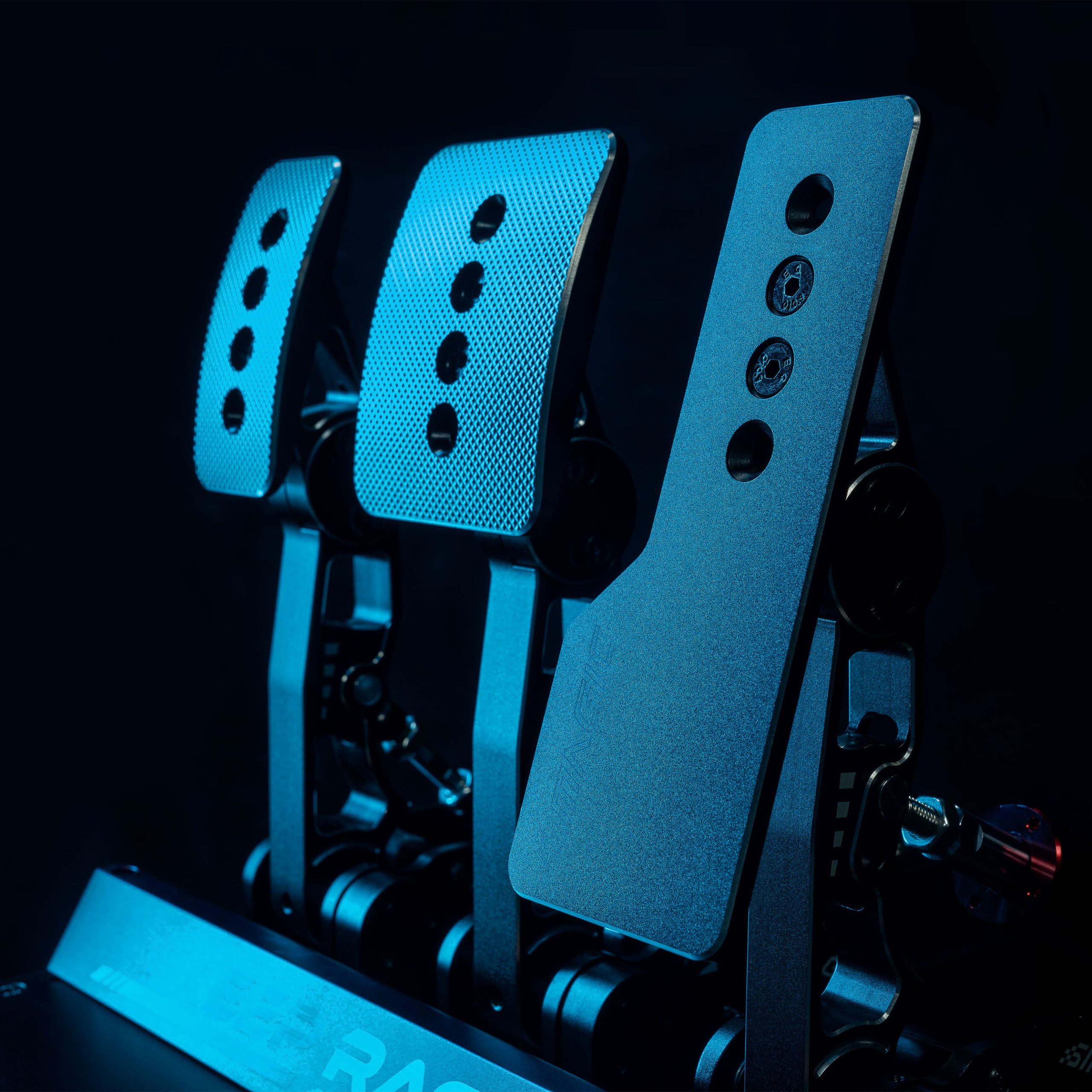Simagic P1000 extended accelerator plate