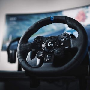 Logitech G923 Trueforce Racing Wheel for PS4/PS5/PC