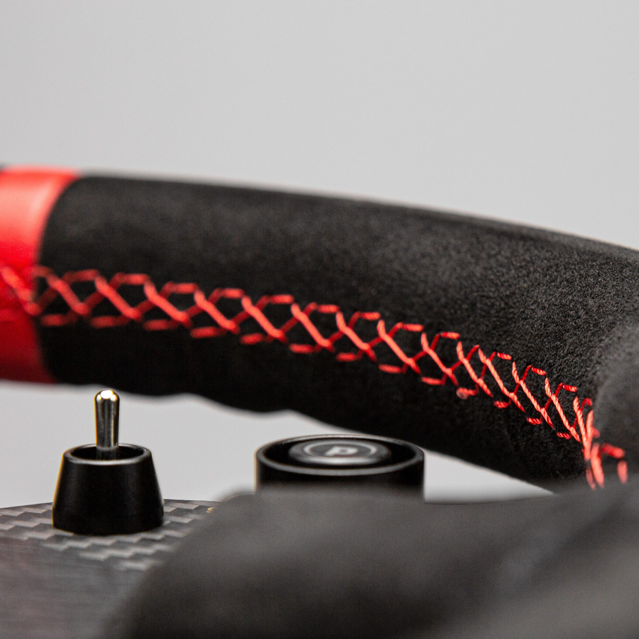 Simagic GT1-SR steering wheel - Alcantara : image 3