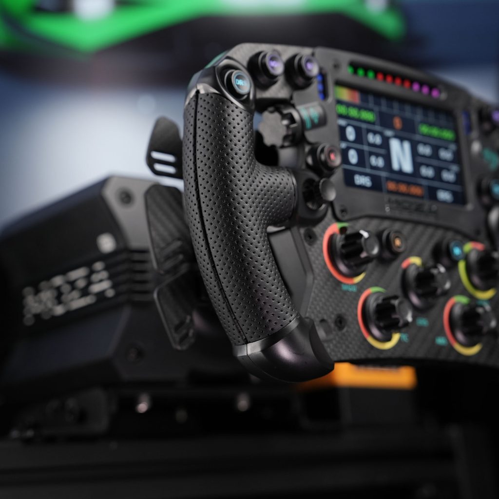 MOZA FSR2 High-end Formula Steering Wheel (28 cm)