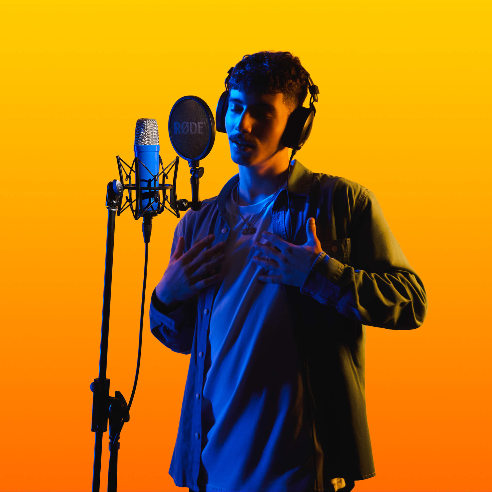 Rode NT1 Signature Cobalt, large diaphragm condenser microphone - cobalt blue