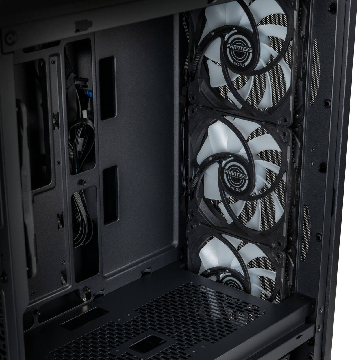 Phanteks XT Pro Ultra PC Case, Mid Tower, E-ATX, DRGB, Tempered Glass - Black, 850 W PSU
