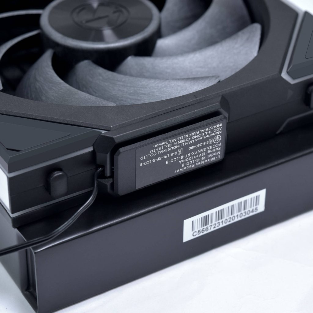 Lian Li Galahad II LCD 280 TL Wireless AIO Cooler - Black