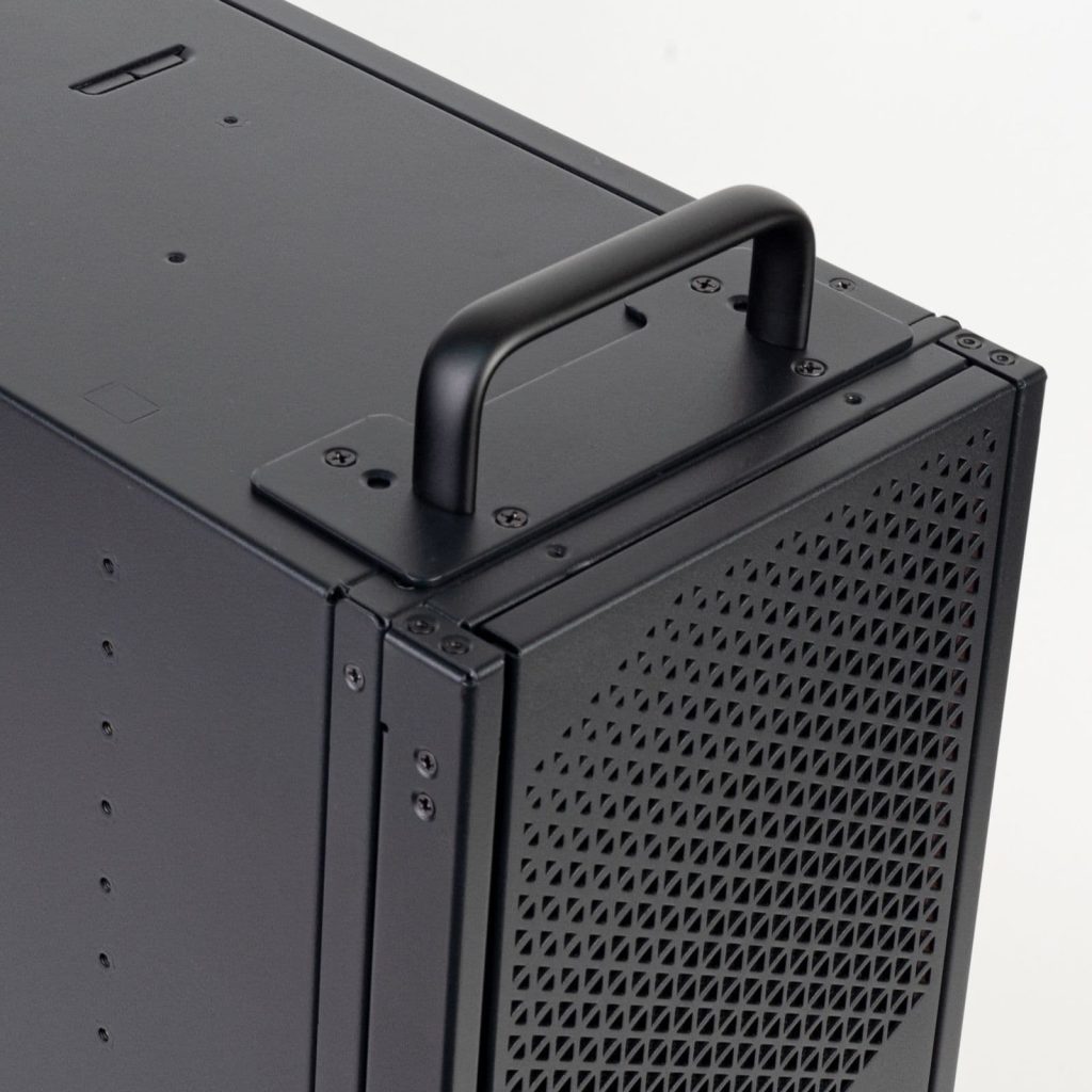 Silverstone SST-RAC-CF4-440 Case Feet and Handle Bar for Rackmount (RM44, RM-46-502-I, RM47-502-I)