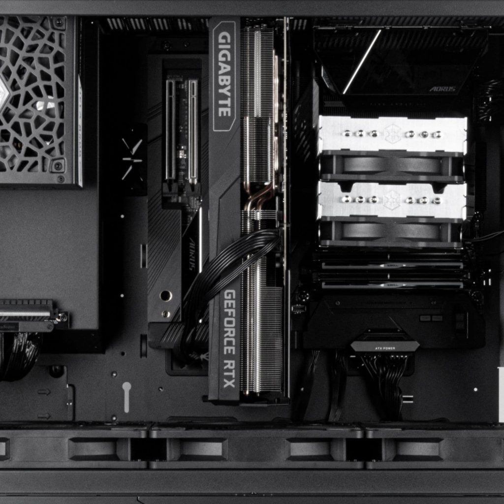 Silverstone ALTA F2 Extreme Cooling Super Tower Chassis - XL-ATX