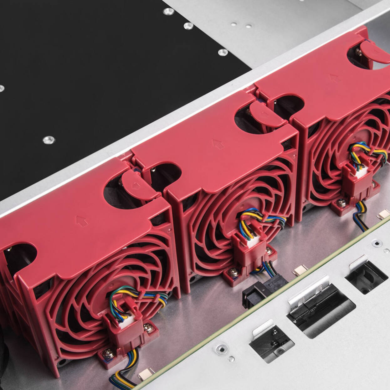 SilverStone RM22-312 Rackmount Server Case, 2U, E-ATX - black