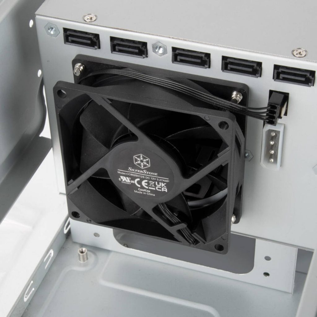 SilverStone SST-CS351B SAS-12G/SATA-6G NAS case with 5 drive bays