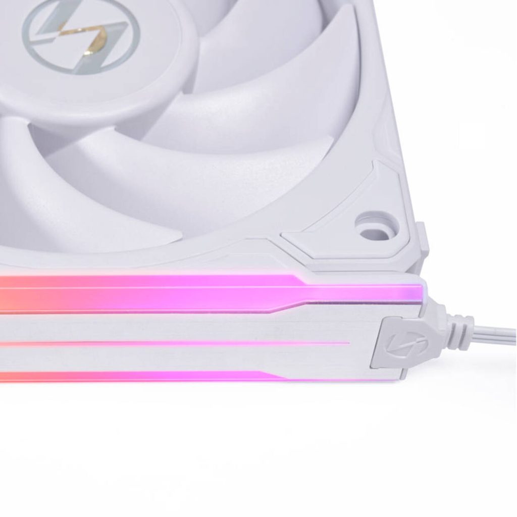 Lian Li UNI FAN P28 fans, pack of 3 - 120mm, White + 6x side ARGB stripes