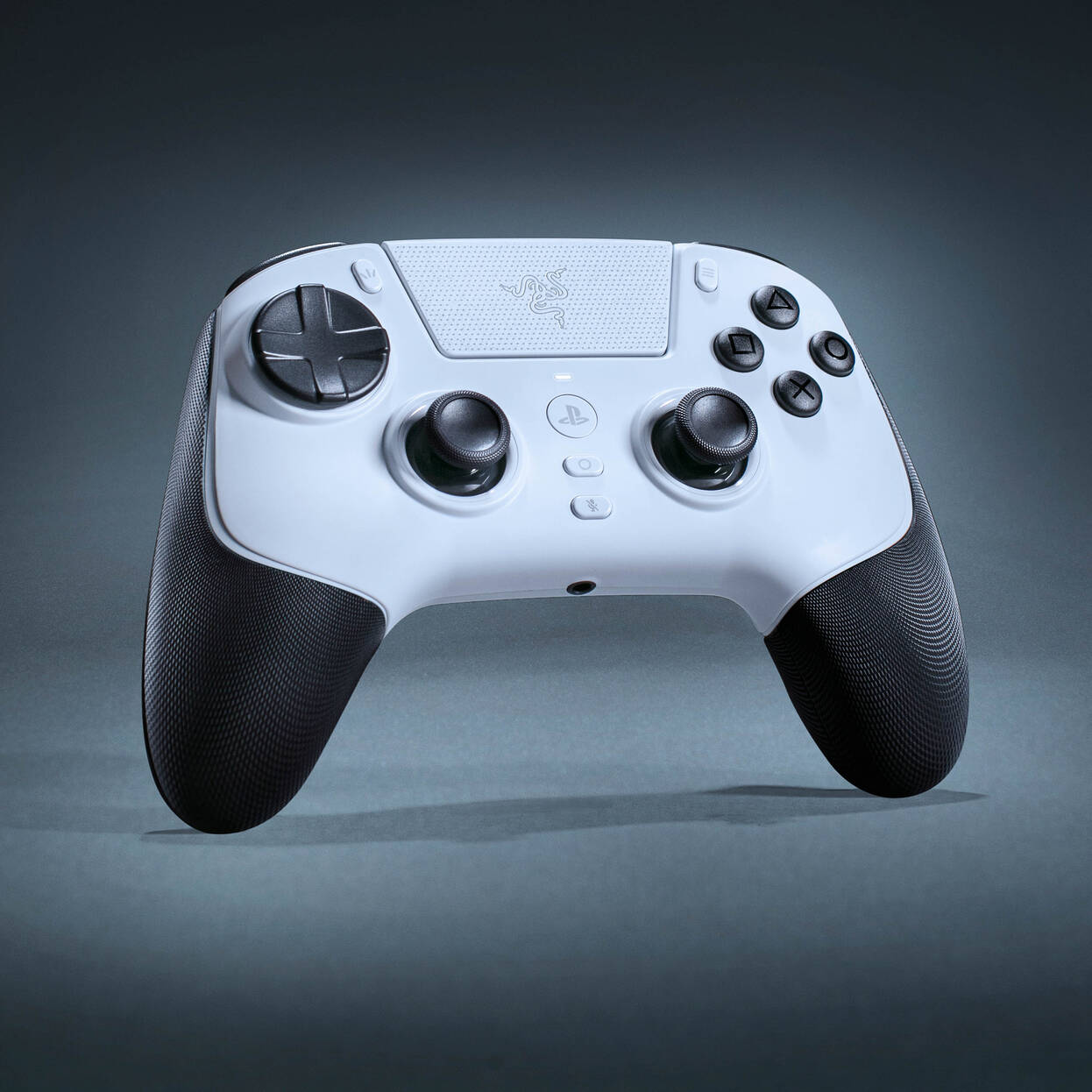 Razer Raiju V3 Pro Wireless PS5/PC Controller, Pro Buttons, Symmetrical Layout - White
