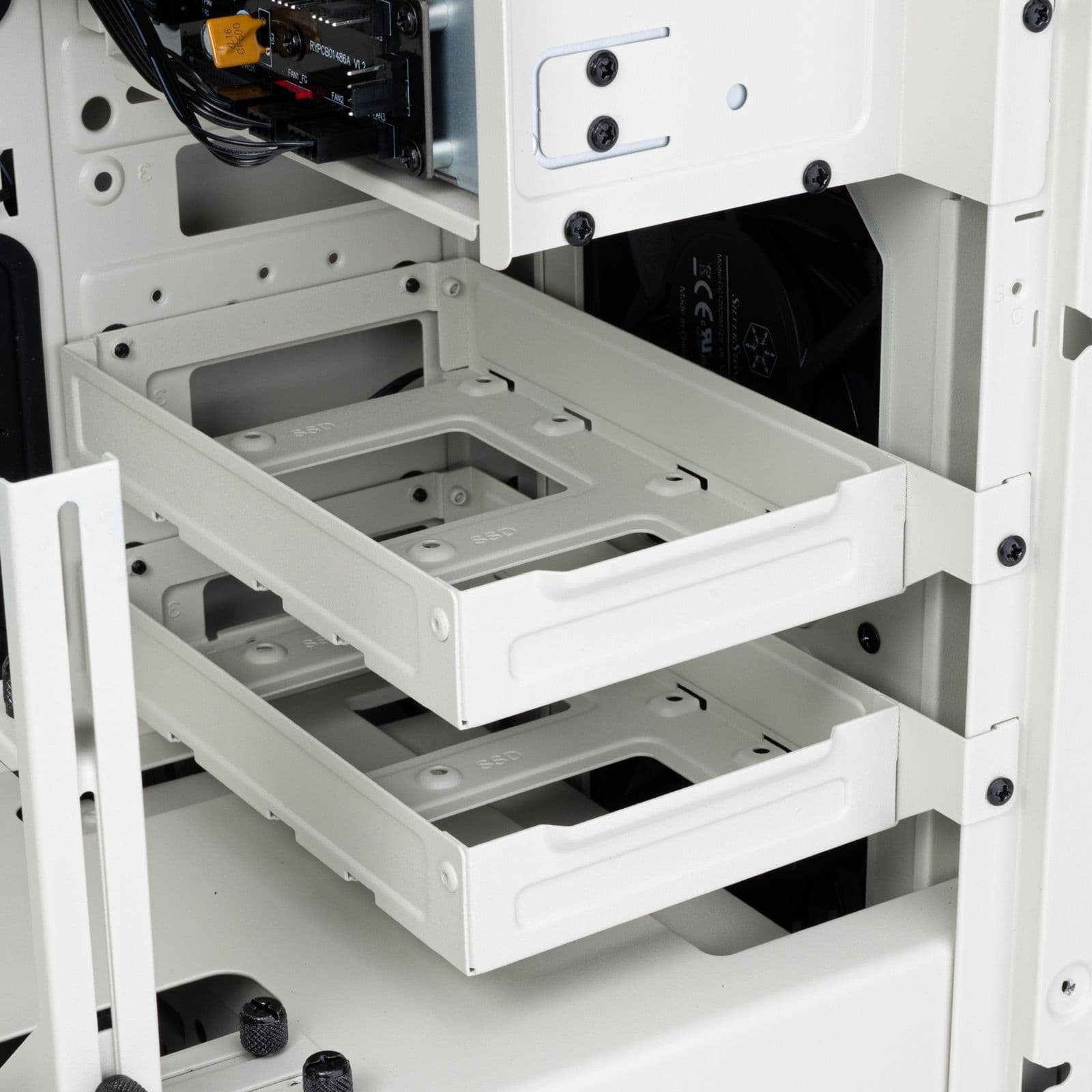 Silverstone FLP02 Retro Inspired Mid Tower Case Limited Edition