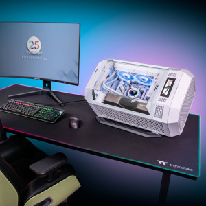 Thermaltake The Tower 300 PC Case, Mini Case, mATX, Tempered Glass - including 2x 140mm fans, white