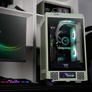 Thermaltake The Tower 200 PC Case, Mini Case, Mini-ITX, Tempered Glass - Matcha Green
